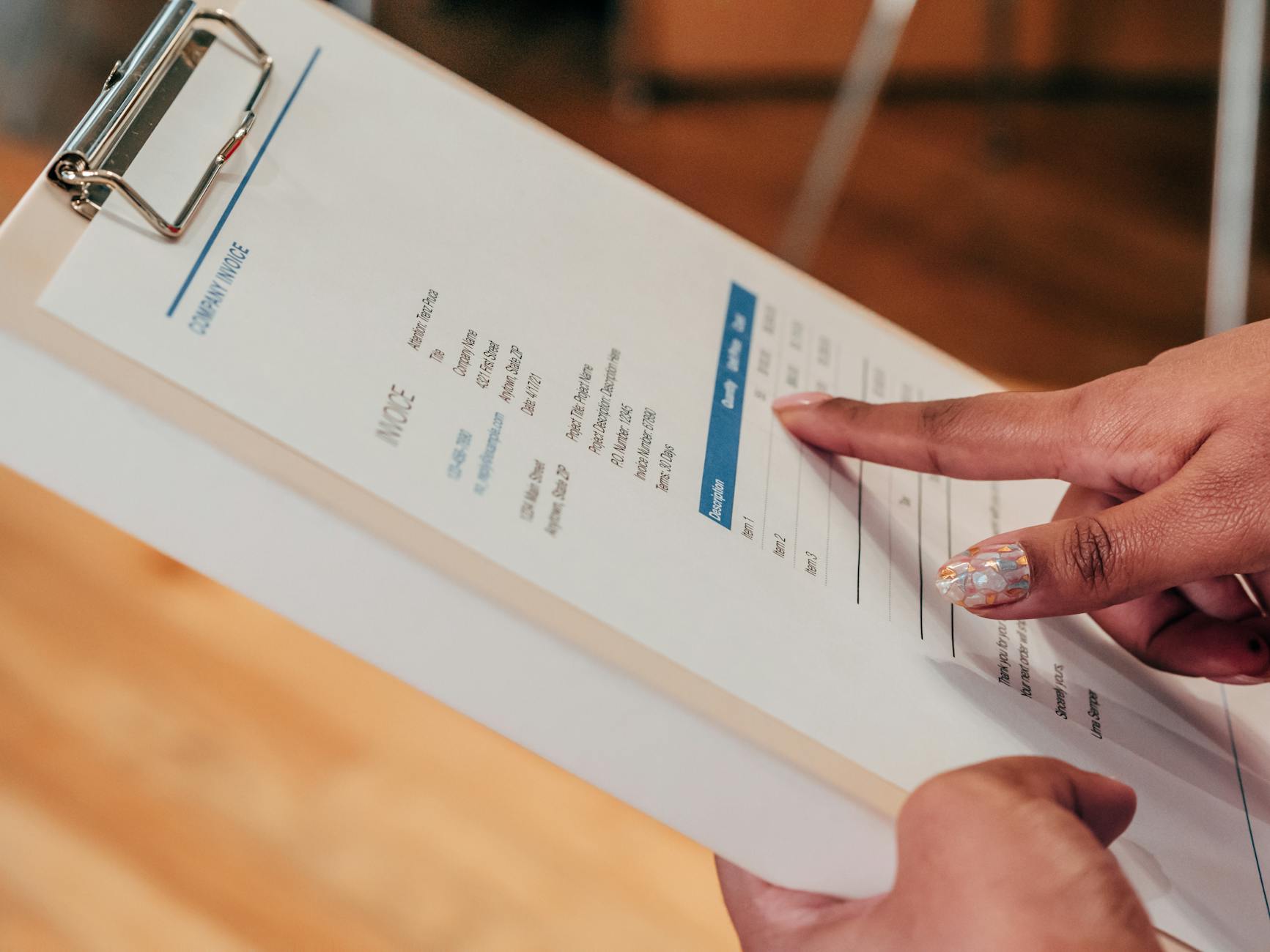 Hoe lees je je elektriciteitsfactuur in 2026? (met voorbeeld)