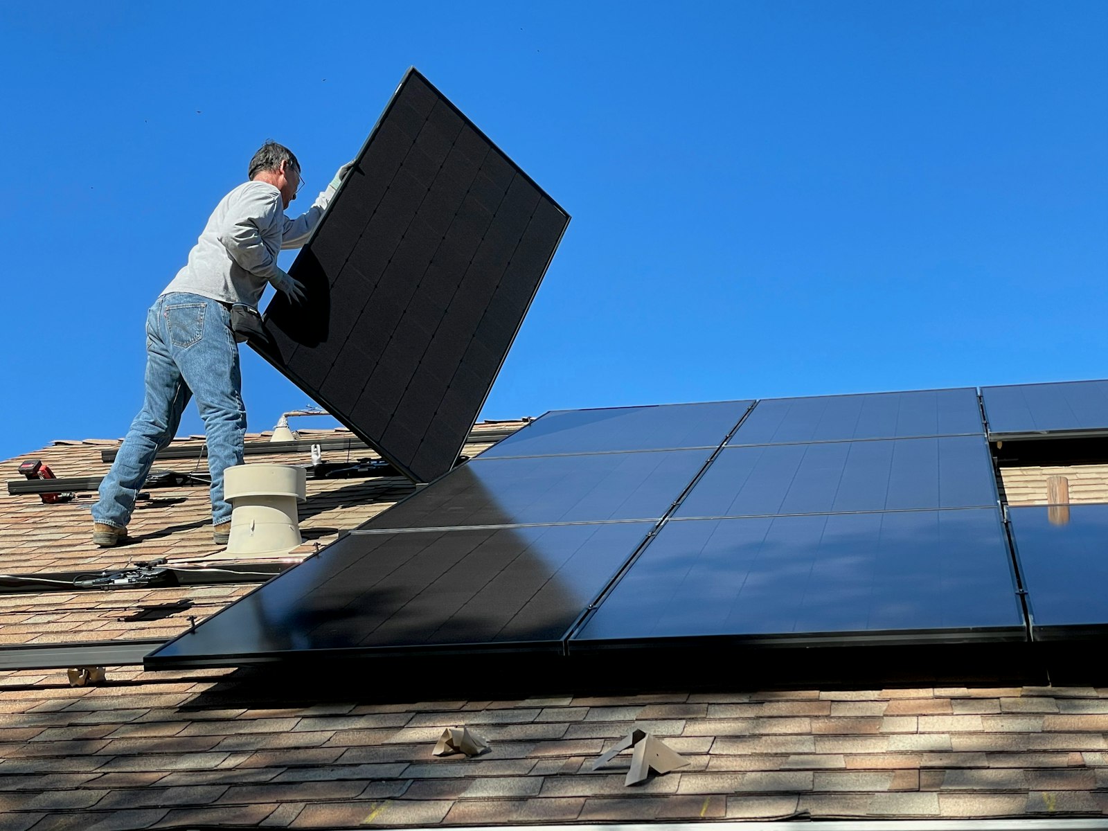 N-type vs P-type zonnepanelen: wat het verschil werkelijk oplevert